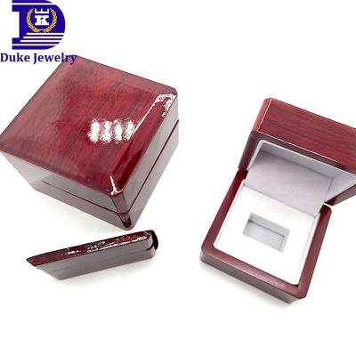 China 100% Duke Eco-friendly Fantasy Ring Boxes Jewelry Display Box Ring Boxes Jewelry Wooden Packaging for sale