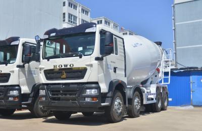 China Customized Heavy Mixer Truck 8 Cubic Sinotruck Howo T7 Cement Mixer With 10-Speend Gear en venta