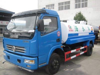 China Dongfeng utilizó capacidad del tanque 10000L del buque de petróleo 7350×2470×2710m m con el motor diesel rojo en venta