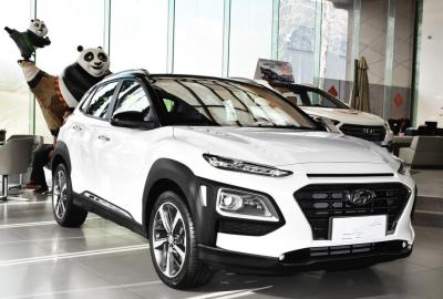 Κίνα Η Hyundai χρησιμοποίησε το μίνι κιβώτιο ταχυτήτων 5 μίνι αυτοκίνητο 1800mm λεωφορείων 1.6T 177hp F7 καθισμάτων SUV πλάτος λεωφορείων προς πώληση