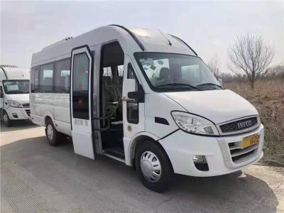 China Wit Iveco-Gebruikt Merk en Nieuwe Minibus 15 Zetels129hp Diesel 2016-2017 Jaar Te koop