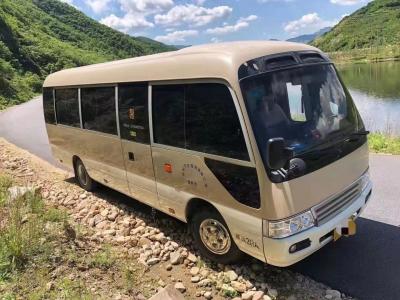 Cina Sedili usati del motore 23/29 di Mini Bus Toyota Coaster 15B usati chilometro basso del bus del passeggero in vendita