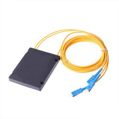 China INDOOR/OUTDOOR FTTH Equipment 1x2/1x4/1x8/1x16 PLC Splitter Fiber Optic Splitter for sale