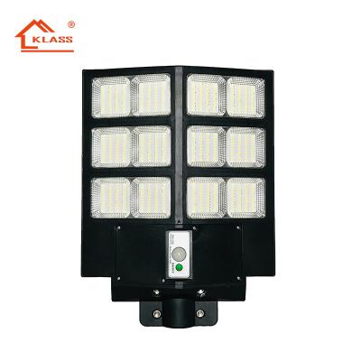 China ROAD Outdoor Ip65 All In One Solar Street Light 60W 90W 120W 180W Integrated Led Solar Street Light for sale