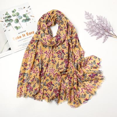 China New Fashion Muslim Hijab Women Fashion Tassel Cotton Floral Shawl Printed Viscous Scarf for sale