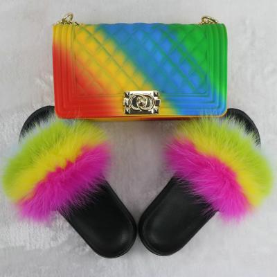 China CUSHIONING Custom Slippers Women Fur Purse And Heart Fur Slides With Pussy Packet Set for sale