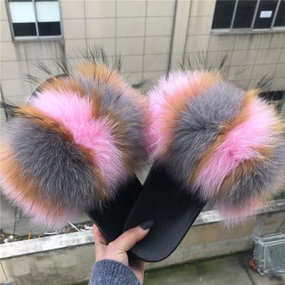 China Fashion trend fashion fur slippers for toddlers and women smudge soft real fox fur slippers real fur slippers women slides for sale