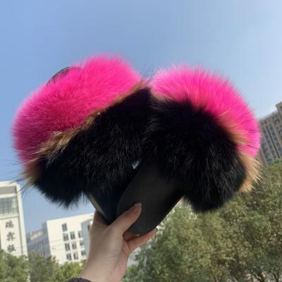 China Fashion trend fashion fur slippers for toddlers and women smudge soft real fox fur slippers real fur slippers women slides for sale