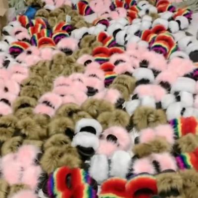 China CUSHIONING logo real raccoon fox hairy fur slides wholesale custom fluffy fur slipper for women for sale