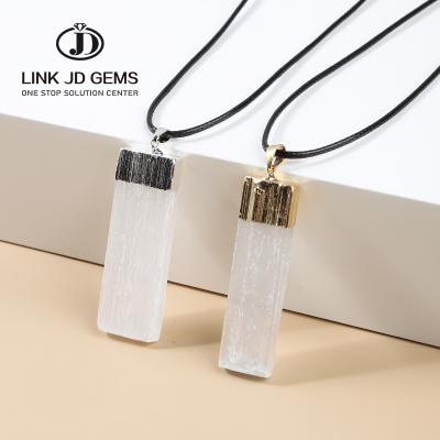 China FASHIONABLE Natural Gold Edge Crystal Pendant Gypsum Stone Irregular Raw Ore Rectangular Electroplating Silver Edge Wrapped Necklace for sale