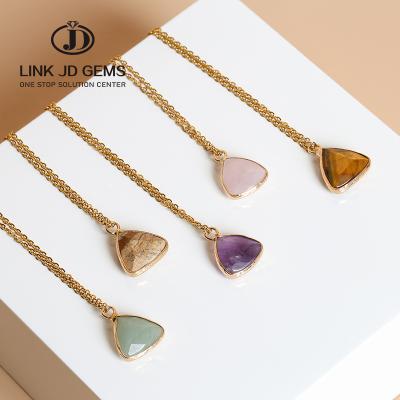 China New Stone Design Simple Natural Green Aventurine/Amethyst Necklace Temperament Triangle Women Necklace Chain Choker Necklaces for sale