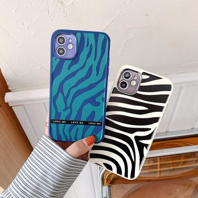 China 2021 New Design Shockproof Premium Silicone 3D Fashion Stripe Phone Case Lens Cover Case For iPhone X Xs 12 13 pro max for sale