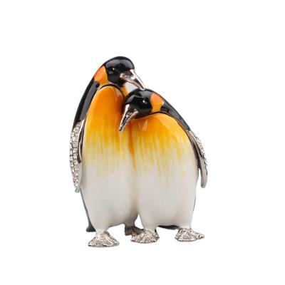 China Cute Handmade Cute Antarctica Luxury Enamel Personality Penguin Jewelry Storage Box YI SHANG BAO Simple for sale