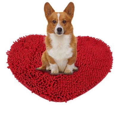 China Hot Sale Breathable Love YangYangPet Indoor Heart Shaped Dog Mat For Dogs Nosework Training Mats for sale