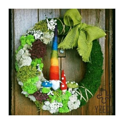 China Customized Size Natural Green Preserved Moss Garland Hanging Wreath for Home Decoration for sale