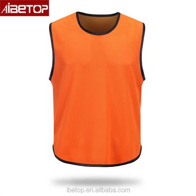 China Shirts & Main 2022 Mesh Soccer Clothes Training Running Vest Bibs Team Training Sleeveless Vest 2022 for sale