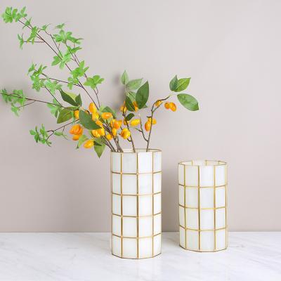 China Wholesale Metal Luxury Decor Gold Europe Style Glass Geometric Flower Vase For Home Decor for sale