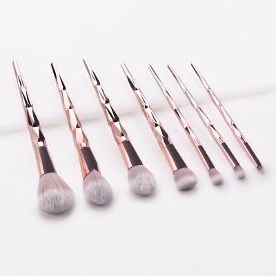 China Private Label High Quality Silky Soft Logo Professional Makeup Brush Set Custom Made for sale