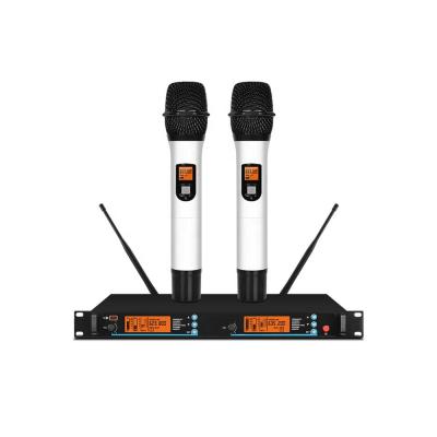 China New Handheld Wireless Microphone ATSH AT6700 Diversity Mic Microphone For Presentations for sale