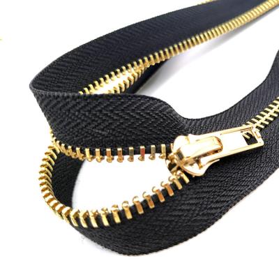 China Metal Semi-lock YYX Long Chain Double Roll/Zipper Face Metal Zips & #15 Metal Zippers Strip Zipper for sale