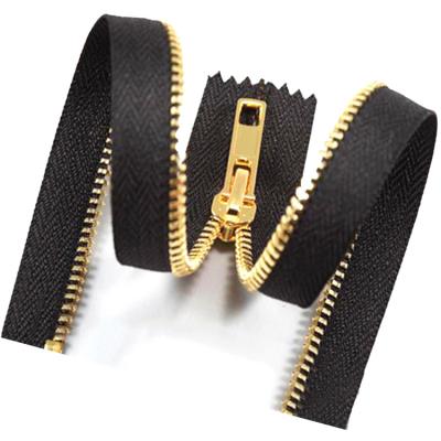 China YYX Nickel Free Plugged Brass Metal Zippers Large Metal Zipper Rolls Zipper Metal Gold for sale