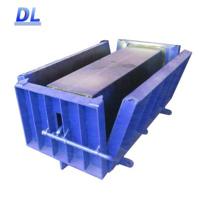 China Pipeline Precast Concrete Rectangular Culvert U Shape Drain Mold for sale