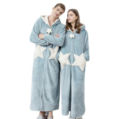 China Breathable Fleece Long Loose Bathrobes Pockets Men's Plush Integral Hooded Robe For Women for sale