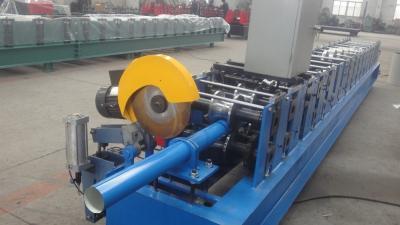 China Hydraulikmotor-quadratische Rohr-Rolle, die der Maschinen-0,3 - 0,8 Millimeter Spulen-Blechdicke-bildet zu verkaufen