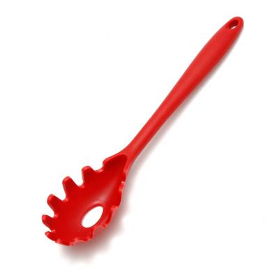 China Viable Red Non-Stick Simple Silicone Pasta Server Spoon Pasta Sieve Spoon Silicone Kitchen Utensils for sale