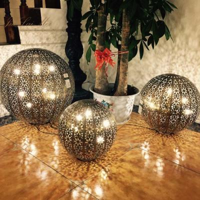 China Modern Exoteric Moroccan Creative Floor Lamp Copper Southeast Asia Dining Room Hotel Cavity Lamp for sale