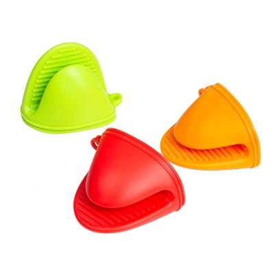 China Fashionable Stocked Kitchen Silicone Insulation Clip, Restaurant Insulation Clip, Environmental and Healthy Insulation for sale