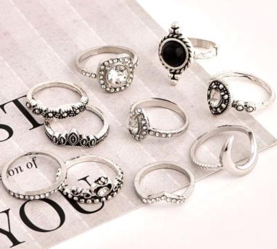 China Sumando 2021 fashion silver set of rings finger rings set women jewelry ladies rings set for sale