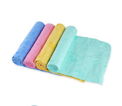 China Viable Absorbent Dog Cat Towel Pet Care Products Bath Deerskin Quick Dry Towel for sale