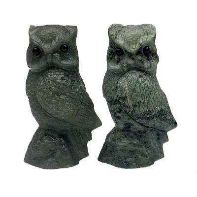 China Wholesale Folk Art Natural Crystal Opens Carving Xiuyan Jade Stone Hand Carved Owl Figurine Statue Quartz Witch Healing Gifts for sale