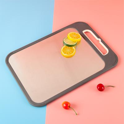 China Modern multi-functional creative thickening non-slip wheat straw chopper household chopper cutting board for sale