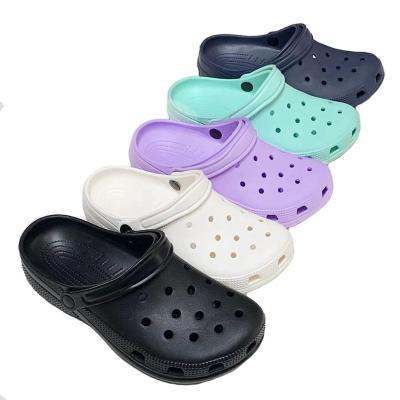 China Summer Classic Lightweight EVA Anti-Slip Women Men Slippers Clogs Shoes EVA Clogs Shoes Comfortable Unisex Garden for sale