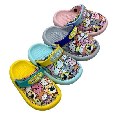 China CUSHIONING Eva Garden Clog Fashion Cartoon Wholesale Slippers For Kids In Children's Slippers for sale