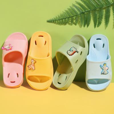 China CUSHIONING Lightweight Unisex Kids Cute Animal Kids Bathroom Flip Flop Slippers Cartoon Permeable Slippers for sale