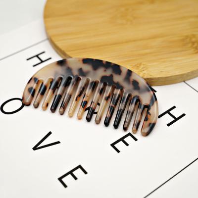 China For Home Custom Handmade Black White Wide Tooth Logo Use Cellulose Acetate Plastic Hair Comb High Quality Comb for sale