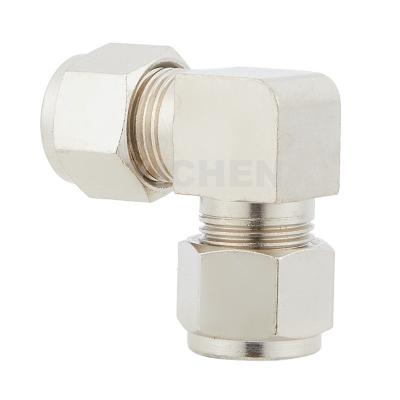 China Agriculture Cooling System Water Mist Spray Nozzle 90 Degree Elbow Fitting for sale