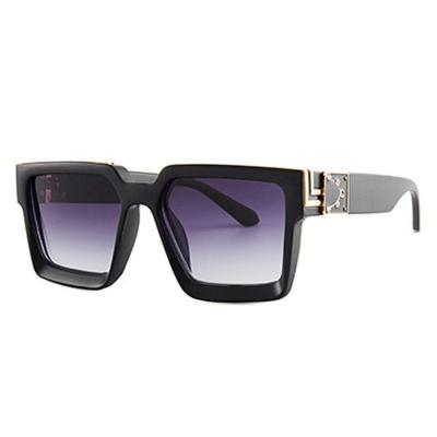 China 15 Years Experience Oversized Designer Luxury Wide Frame Glass Vintage Sunglasses for sale