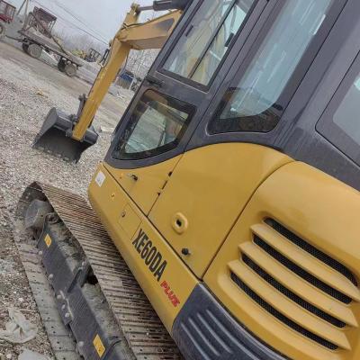 China 60DA  earth-moving machinery used excavator mini digger 90%new digger 0.23 for sale