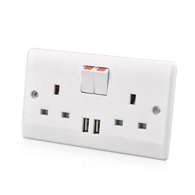 China Luxury UK 13amp Electric Power Wall Socket Residential / General Purpose Hotel With USB Charger for sale