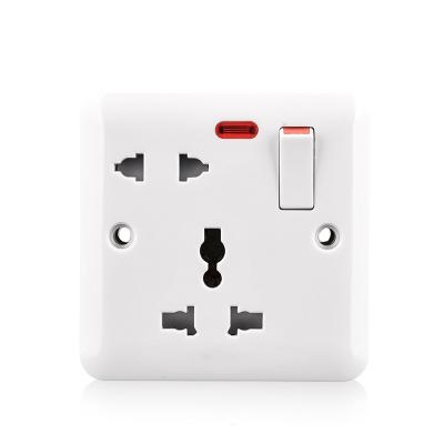 China Residential Electrical BS1363 220v 3 Pin Socket Multi Plug Wall Socket Outlet / Multipurpose for sale