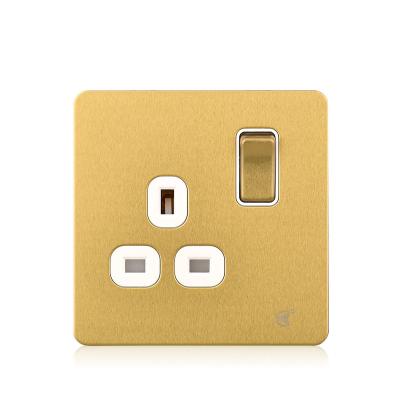 China Residential / General Purpose Antique UK 220v Brass Electrical Wall Sockets Switch Socket for sale