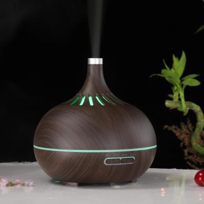 China Small Household Simple Casual Mute Bedroom Humidifier Spirit Humidifier Air Diffuser Room for sale