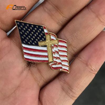 China China Wholesale Collectors Edition American USA Flag With Gold Honorable Cross Badge Lapel Pin for sale