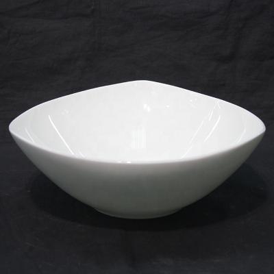 China Tangshan Sustainable Hot Selling High Quality Customization White Triangle Bowl Bone China for sale