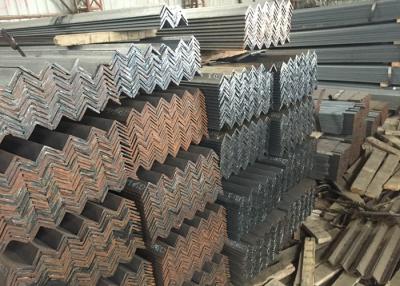 China Q235 Equal / Unequal L Type Steel Angle Bar With Hot Dipped Galvanized Craft for sale