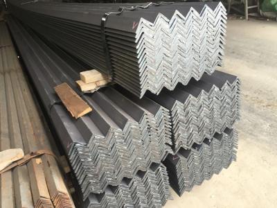 China Hot Rolled Heating Mild Steel Angle Bar with Grade EN S235JR S355JR Material for sale